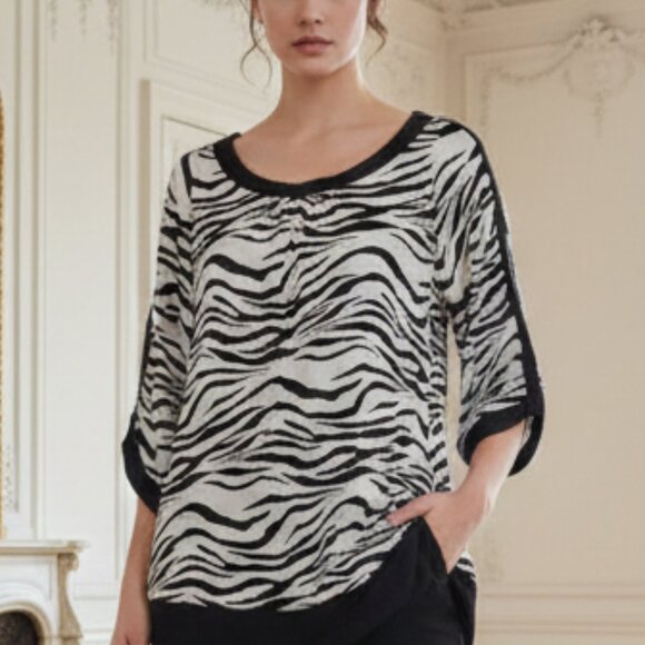 NWT Hot in Hollywood animal print spkit skeeve tunic top size Medium - Picture 1 of 12